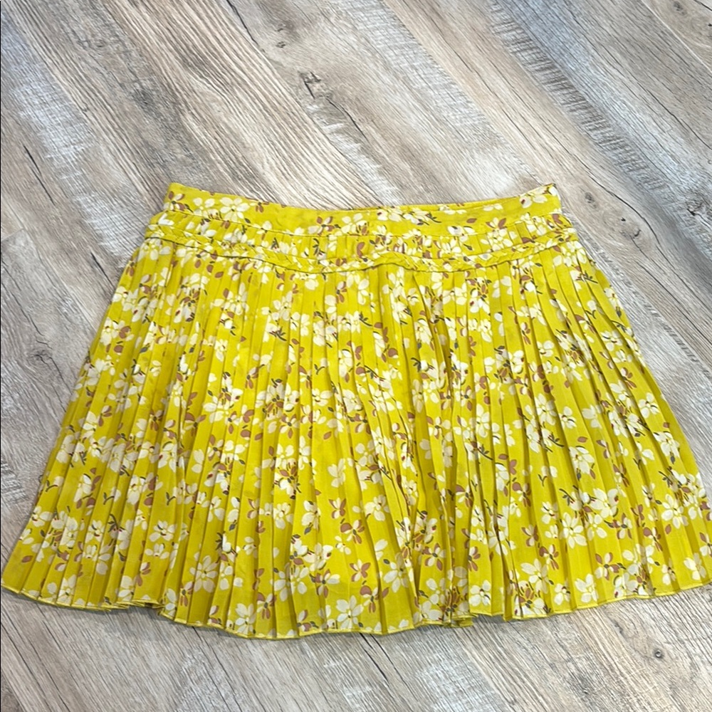 Floral Yellow Pleated Skirt